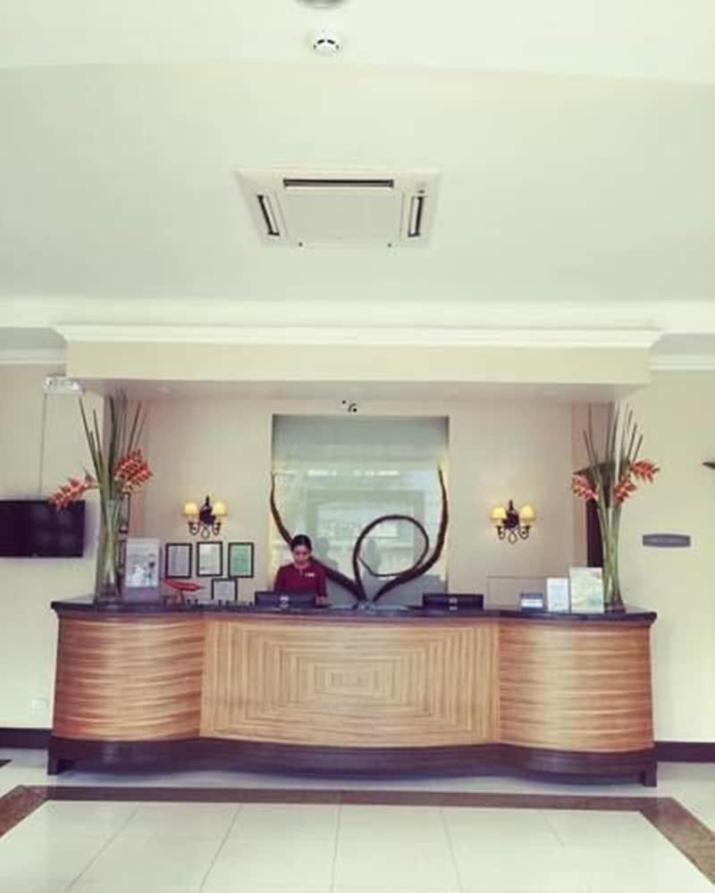Hotel Venezia Legazpi Eksteriør bilde