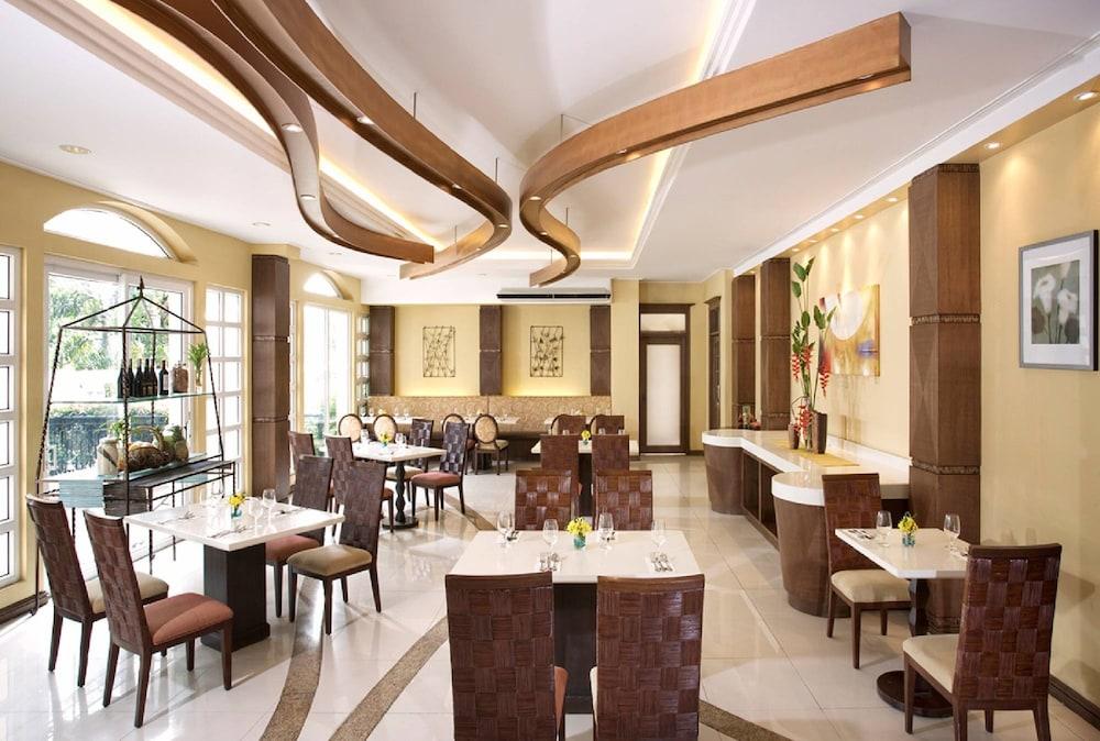 Hotel Venezia Legazpi Eksteriør bilde