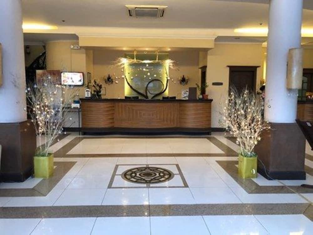 Hotel Venezia Legazpi Eksteriør bilde